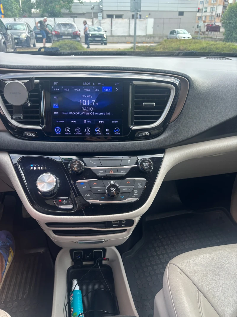 Chrysler Pacifica 3.6 Limited, снимка 11 - Автомобили и джипове - 52381426