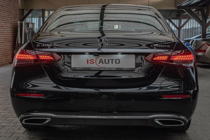 Mercedes-Benz E 300 dE/4Matic/Multibeam Led/Ambient/Камера/Virtual, снимка 4 - Автомобили и джипове - 51172861