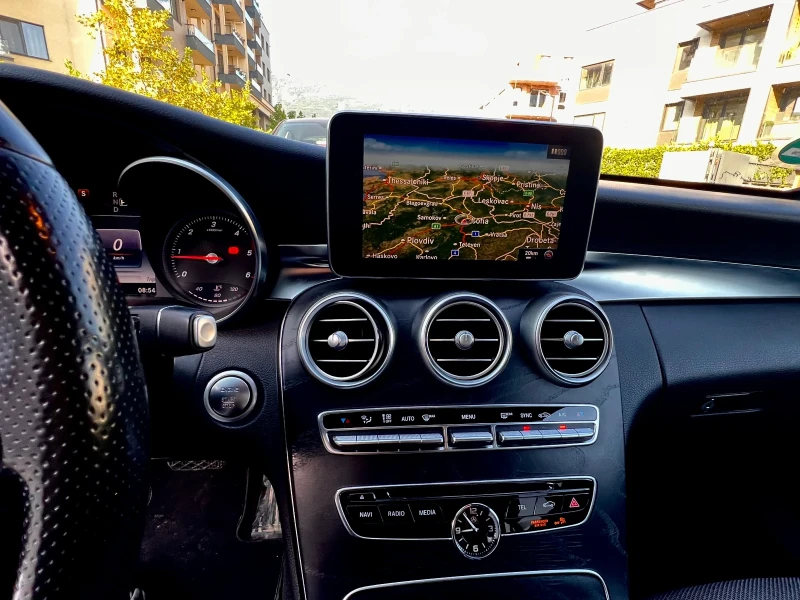 Mercedes-Benz C 250, снимка 12 - Автомобили и джипове - 52426738