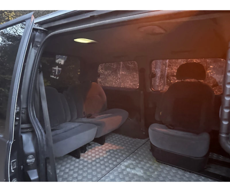 Hyundai Starex H1, снимка 11 - Автомобили и джипове - 52517577