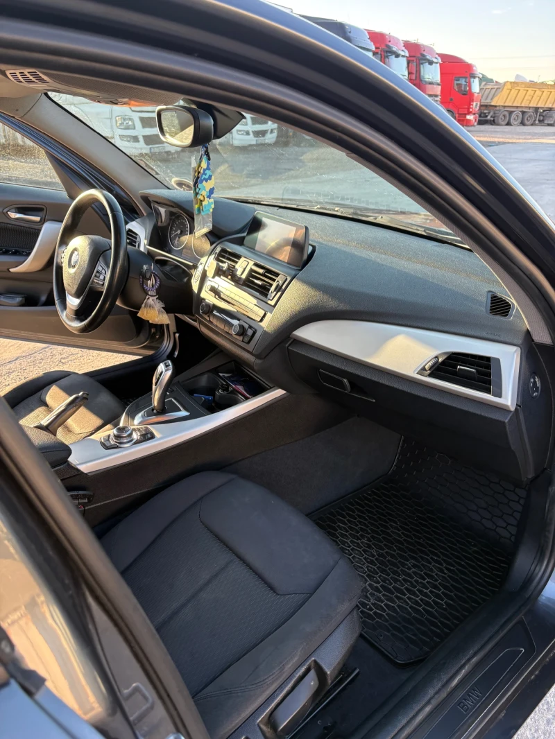 BMW 118 Обслужена , снимка 11 - Автомобили и джипове - 52796056