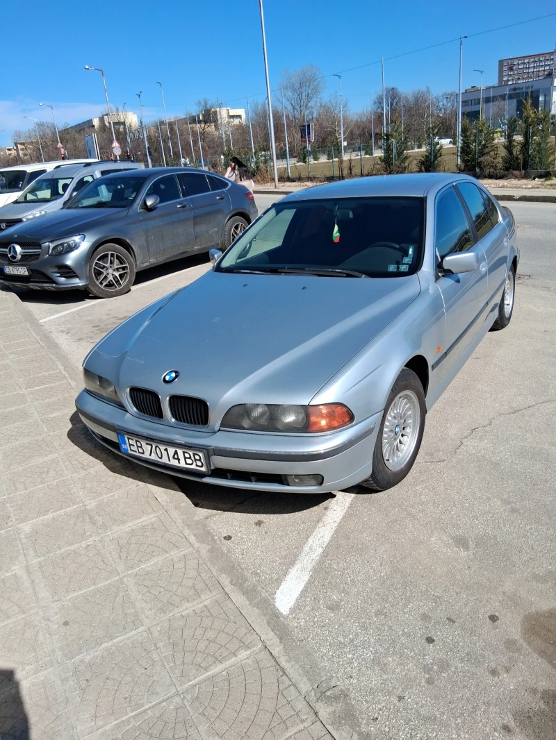 BMW 523