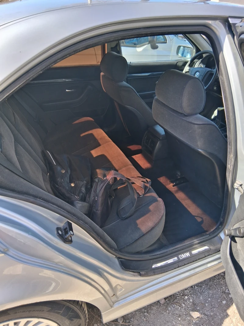 BMW 523, снимка 7 - Автомобили и джипове - 52829984