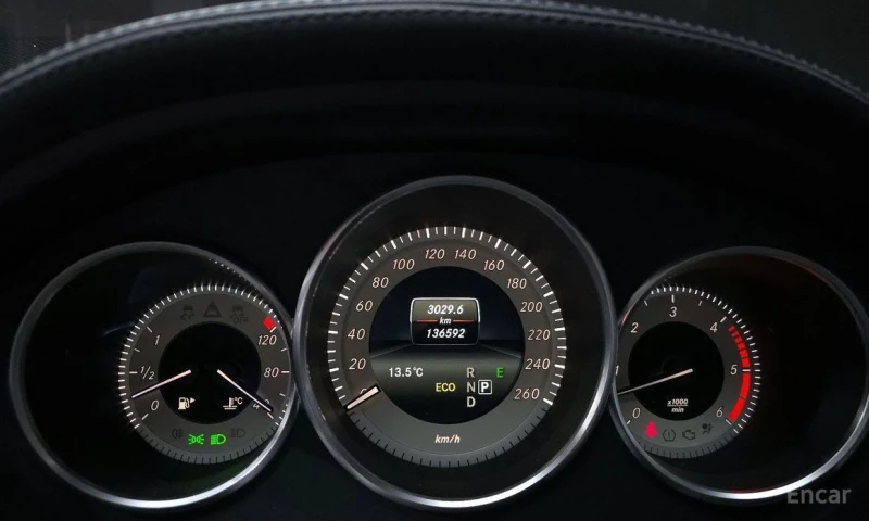 Mercedes-Benz CLS 350, снимка 8 - Автомобили и джипове - 53511660