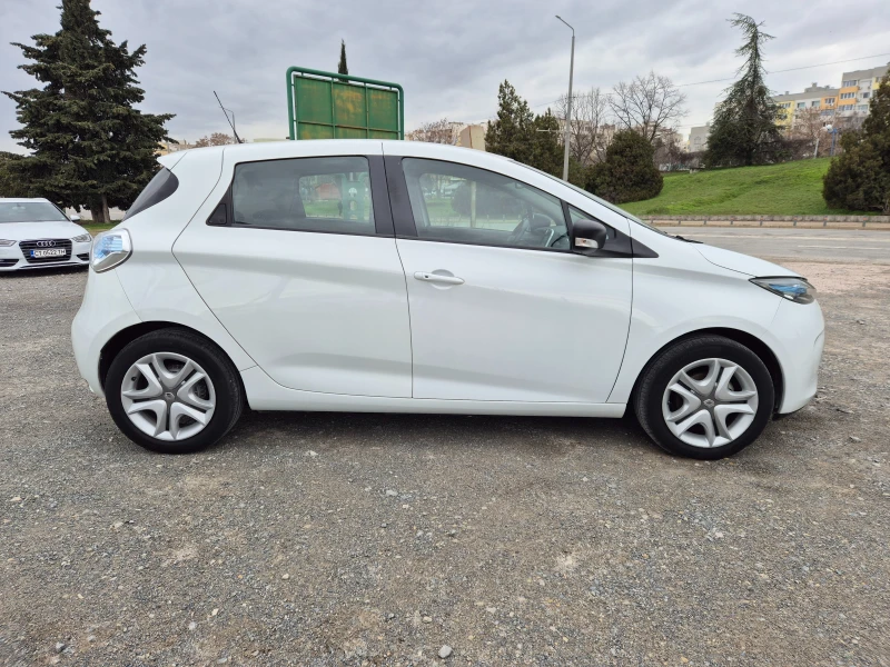 Renault Zoe 41 KWh, снимка 6 - Автомобили и джипове - 53563088