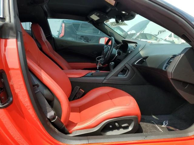 Chevrolet Corvette STINGRAY 2LT - изображение 10