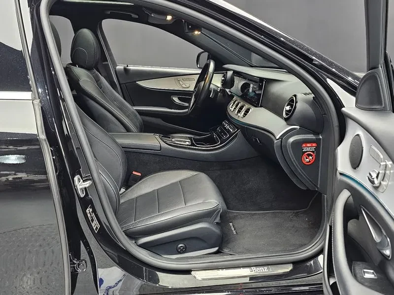 Mercedes-Benz E 250 Avantgarde, снимка 11 - Автомобили и джипове - 55739962