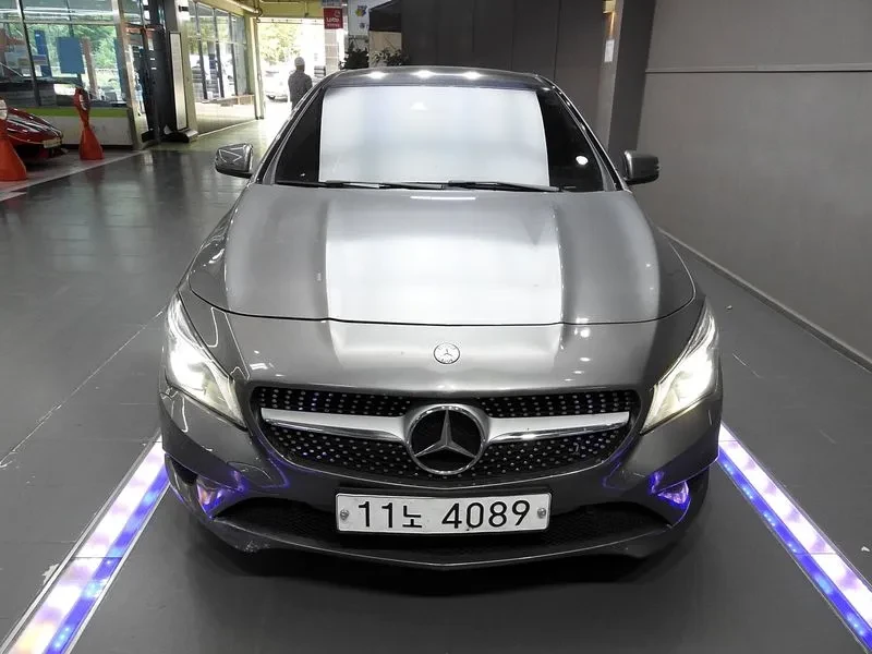 Mercedes-Benz CLA 200 Cdi 4Matic, снимка 3 - Автомобили и джипове - 55785660