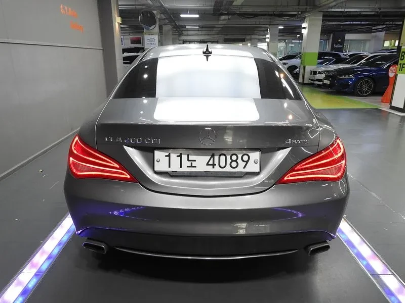 Mercedes-Benz CLA 200 Cdi 4Matic, снимка 4 - Автомобили и джипове - 55785660