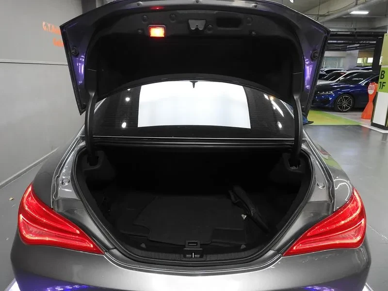 Mercedes-Benz CLA 200 Cdi 4Matic, снимка 17 - Автомобили и джипове - 55785660