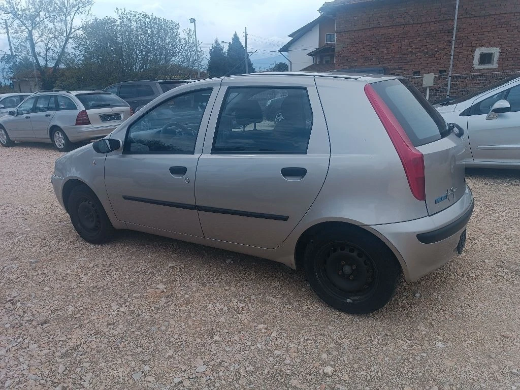 Fiat Punto 1.2 бензин - изображение 5