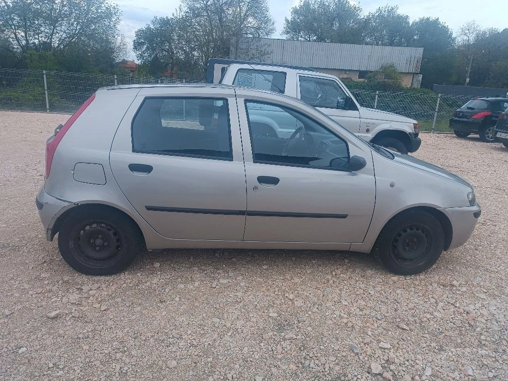 Fiat Punto 1.2 бензин - изображение 6