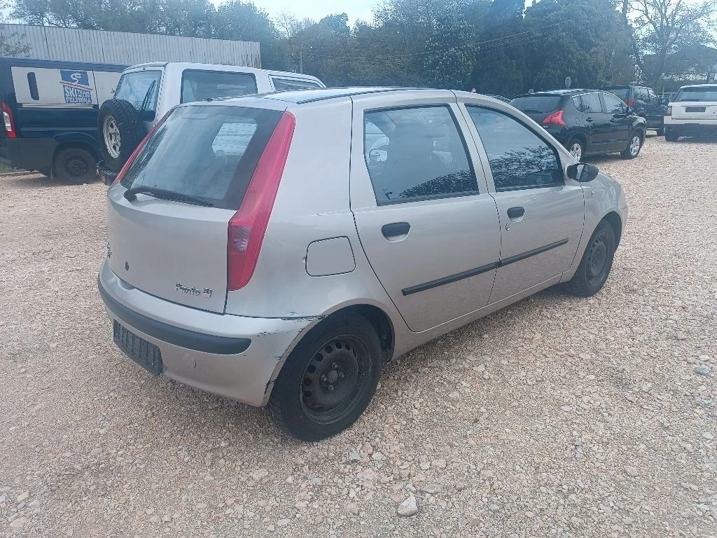 Fiat Punto 1.2 бензин - изображение 9