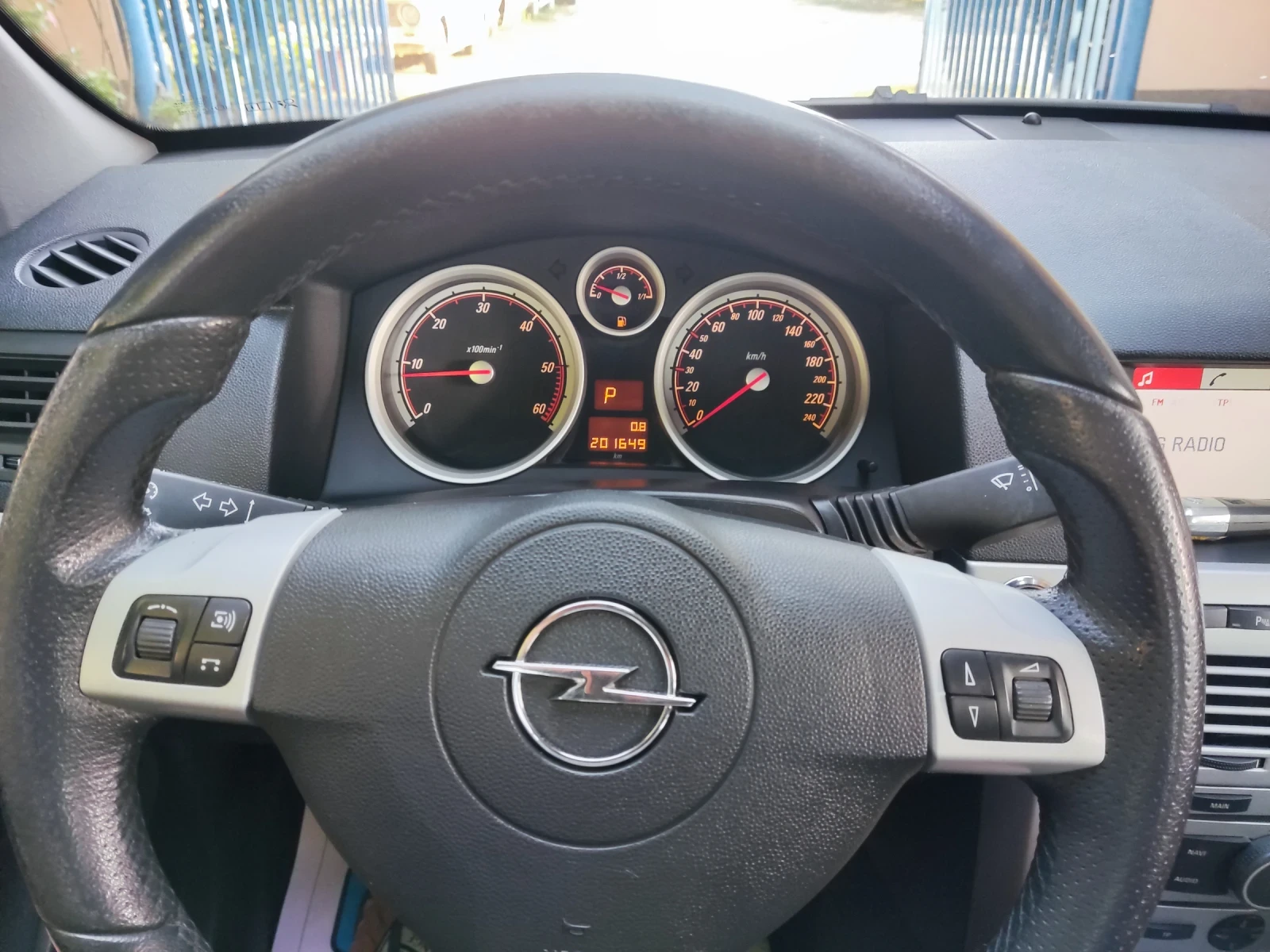 Opel Astra 1.9CDTI Full - изображение 9