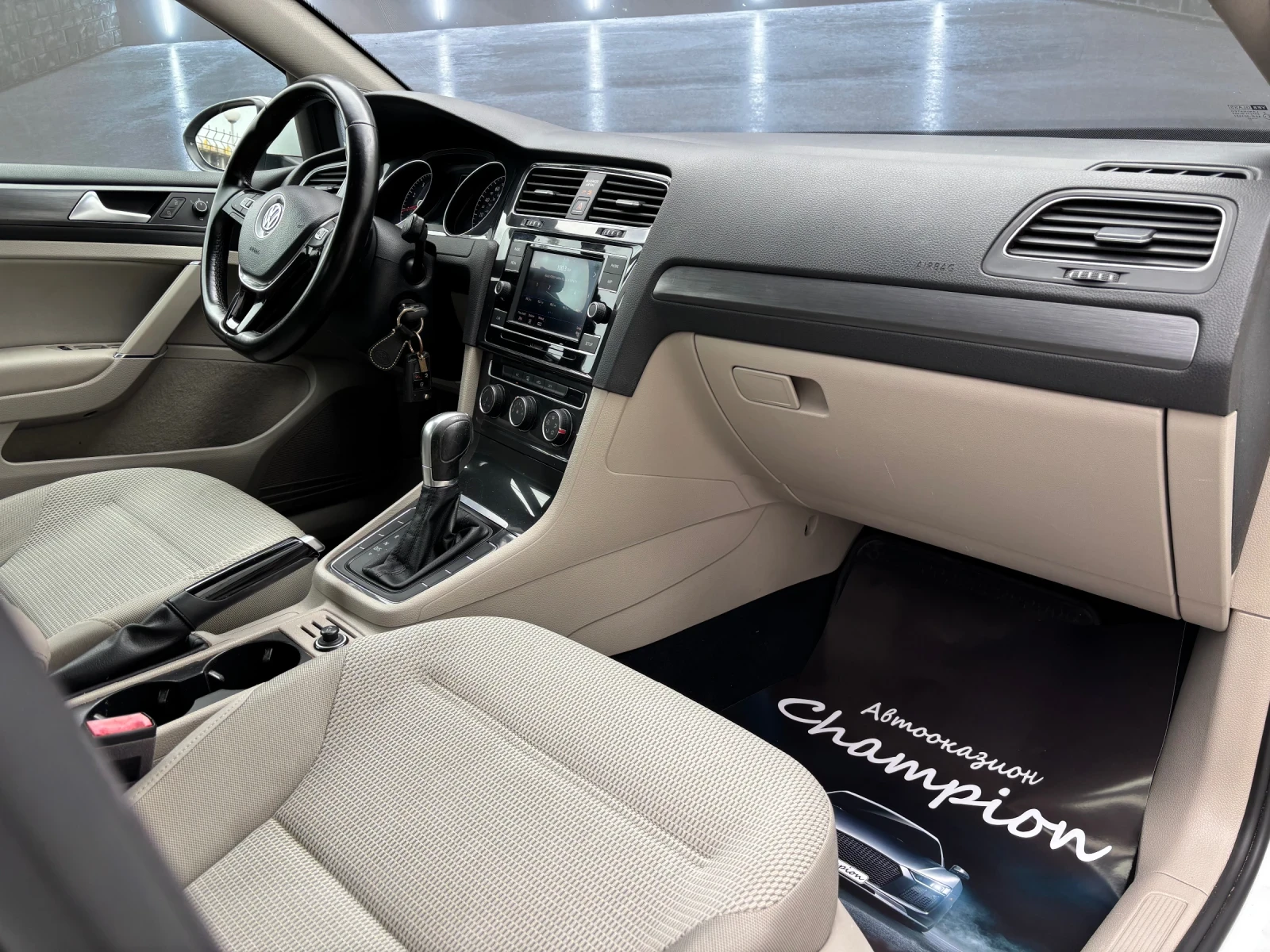VW Golf 1.5TSI AUTOMATIC - изображение 9