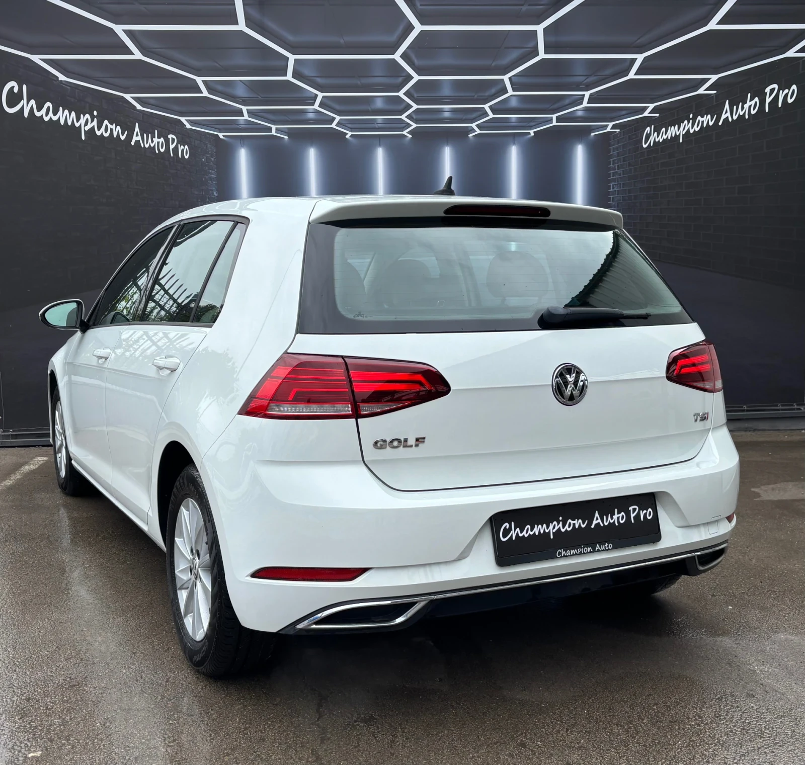 VW Golf 1.5TSI AUTOMATIC - изображение 4