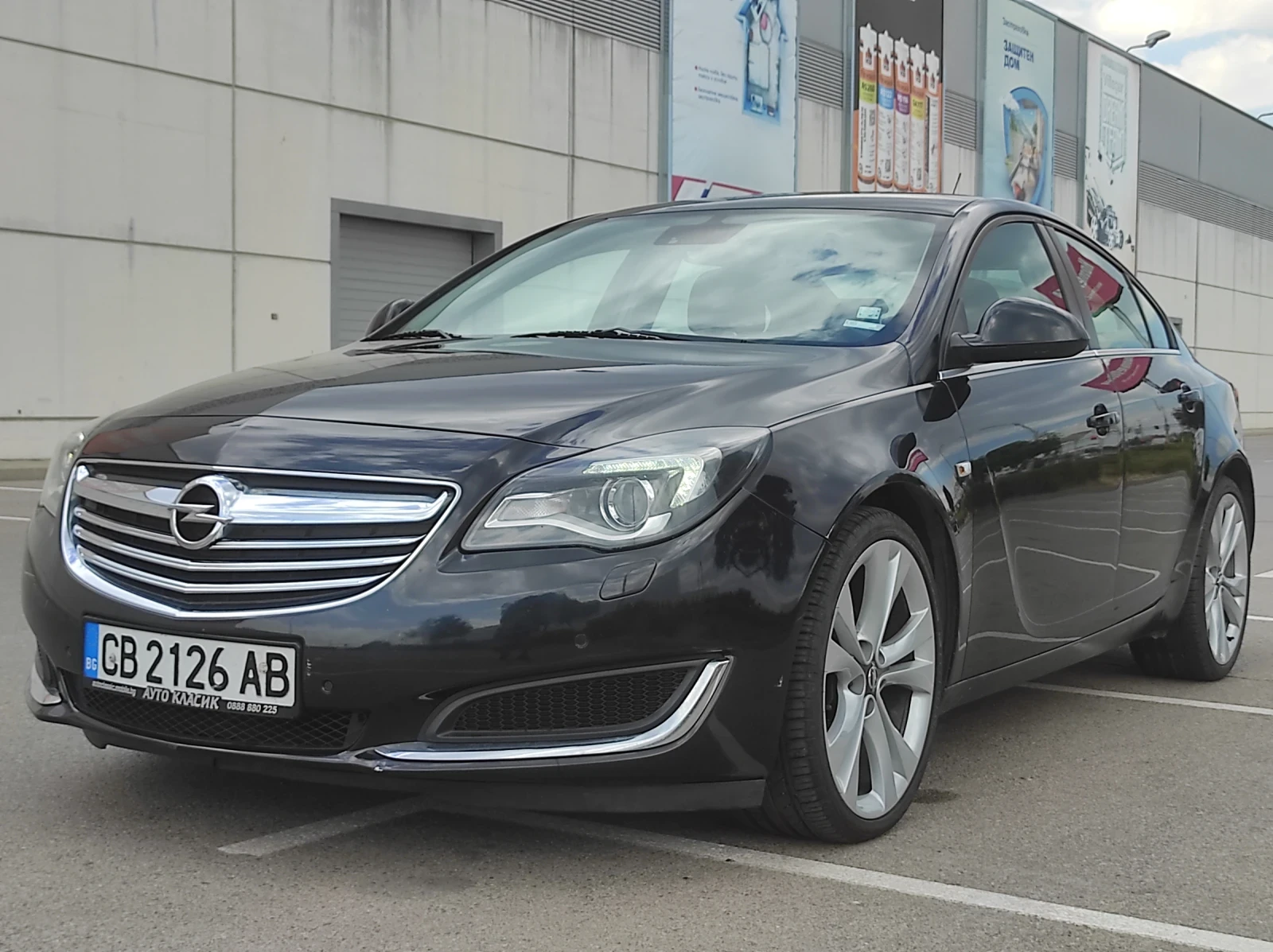 Opel Insignia 2.0d FACELIFT ОБСЛУЖЕН РЕГИСТРИРАН КАСКО ПЕРФЕКТНА - изображение 7
