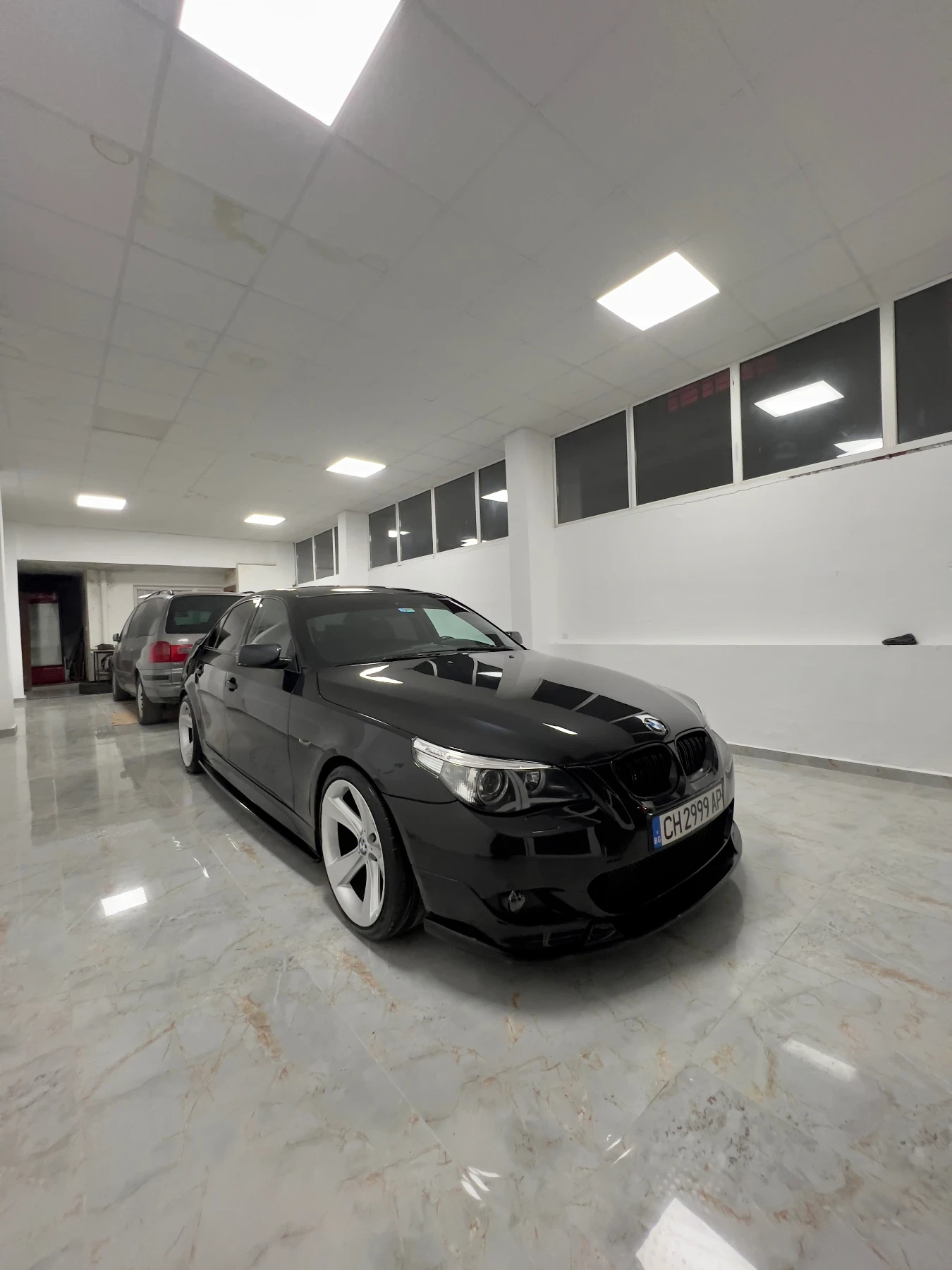 BMW 530 Е60 - изображение 4