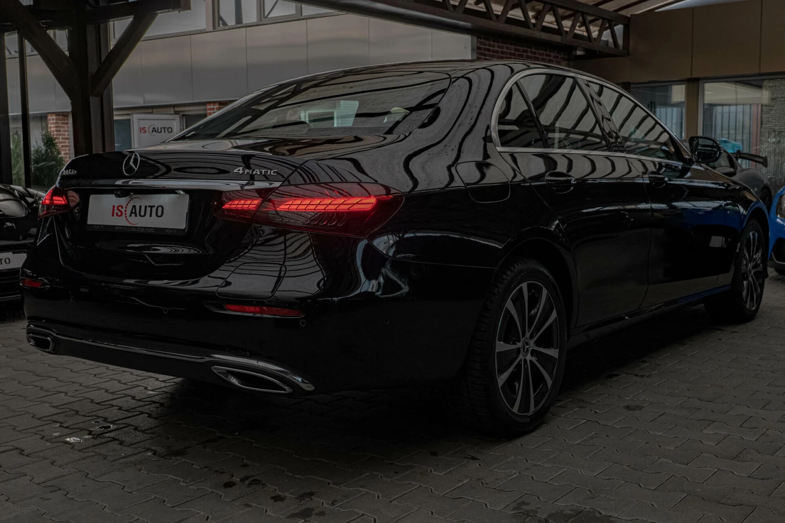 Mercedes-Benz E 300 dE/4Matic/Multibeam Led/Ambient/Камера/Virtual - изображение 6