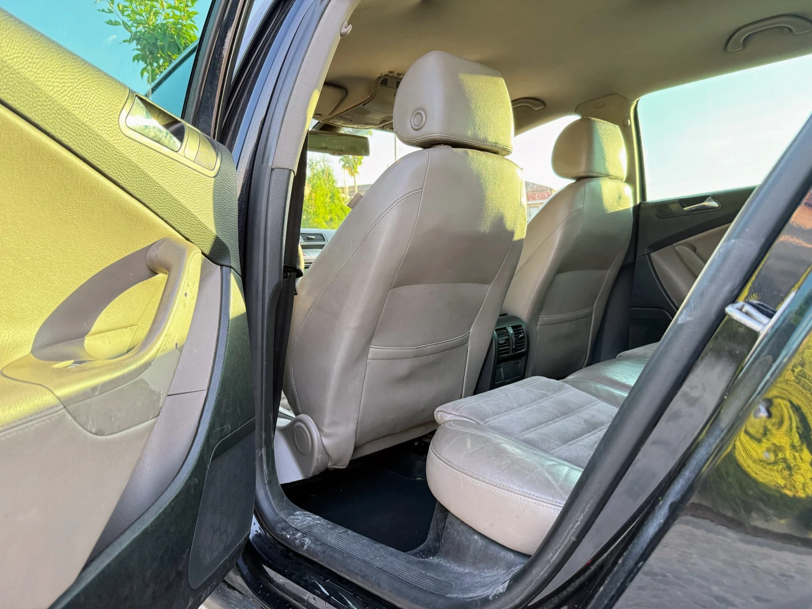 VW Passat 2.0TDI/140hp* DSG* HING LINE* ПОДГРЕВ* КОЖА-АЛКАТА - изображение 8