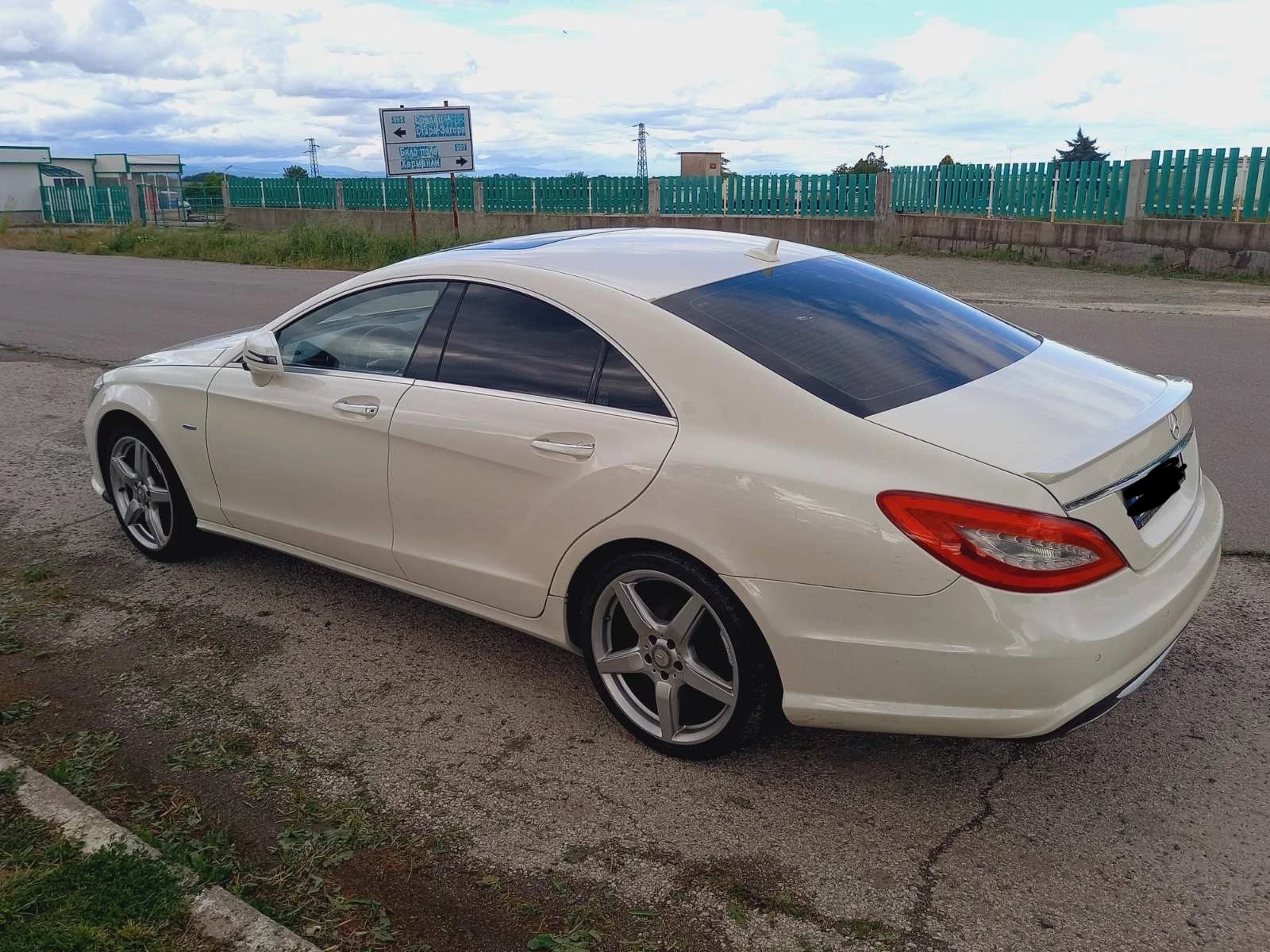 Mercedes-Benz CLS 350 Mercedes-Benz CLS 350 AMG, подгрев, обдухване, key - изображение 9
