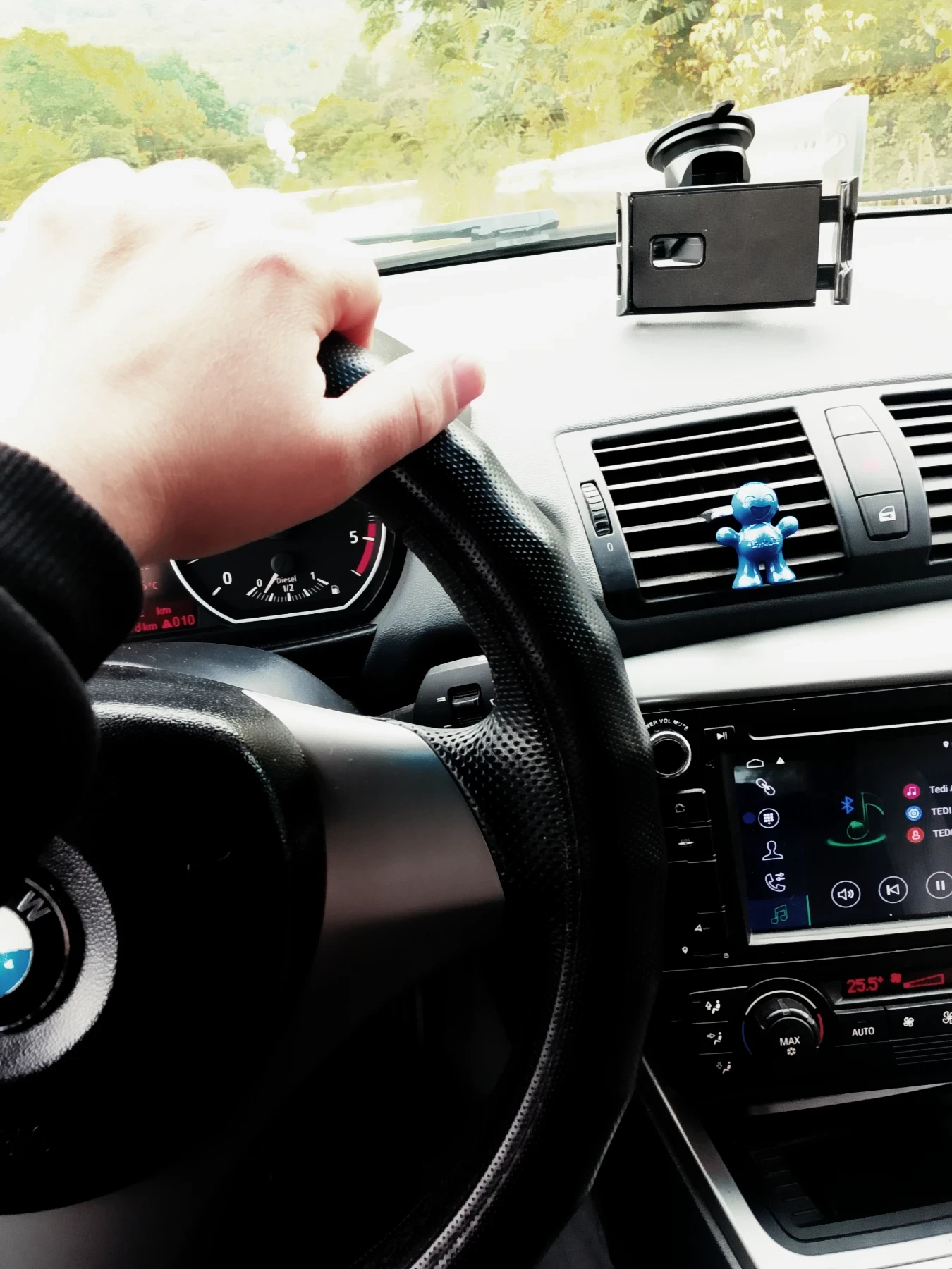 BMW 118  - изображение 7