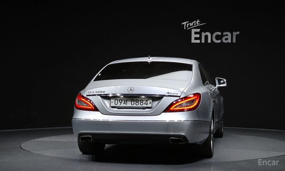 Mercedes-Benz CLS 350  - изображение 4