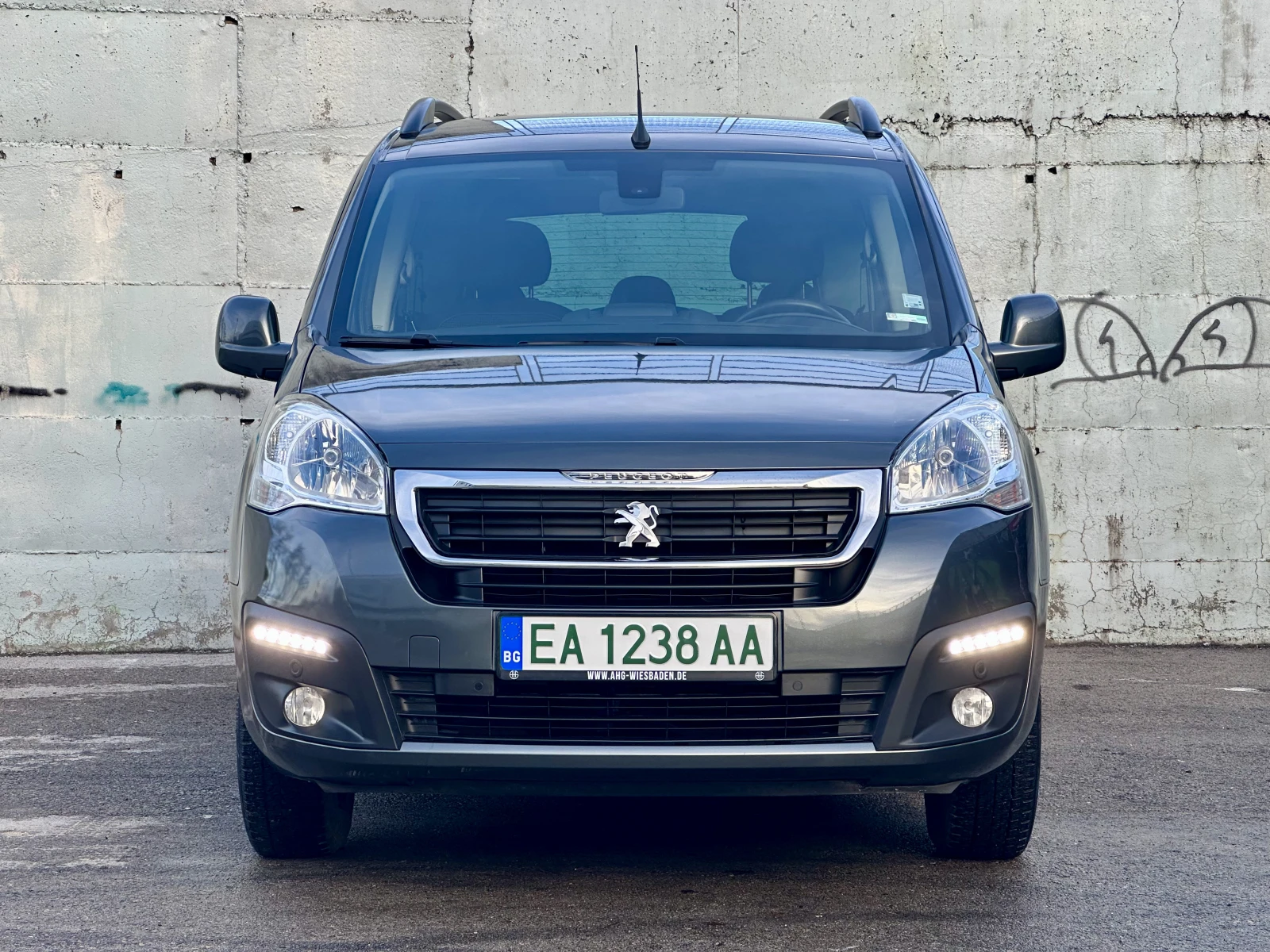 Peugeot Partner Tepee FullElectric Allure - изображение 8