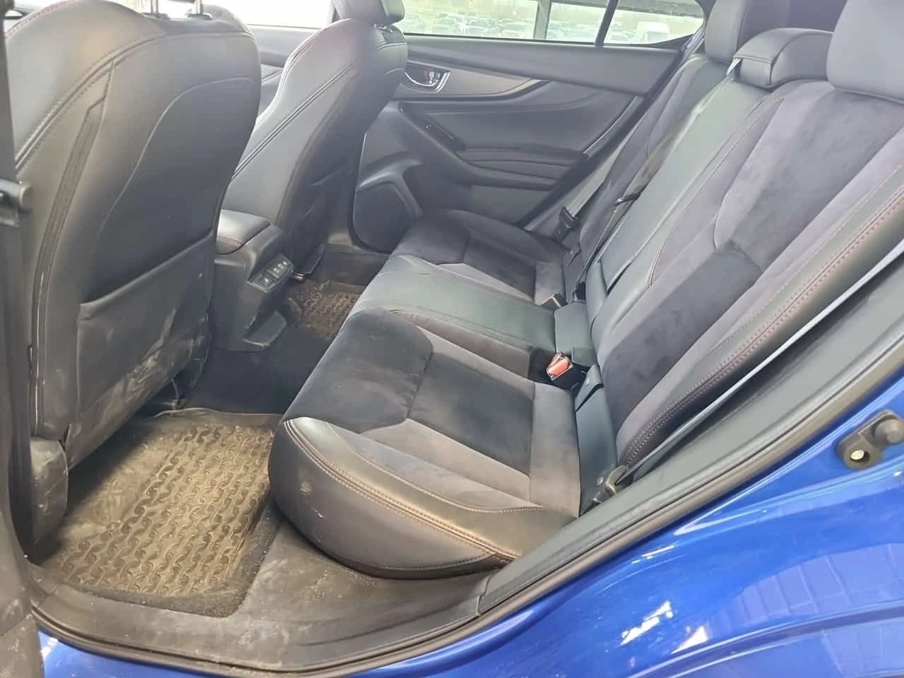 Subaru WRX SPORT TECH| ПОДГРЕВИ| ШИБИДАХ| АЛКАНТАРА| CARFAX, снимка 13 - Автомобили и джипове - 54413792