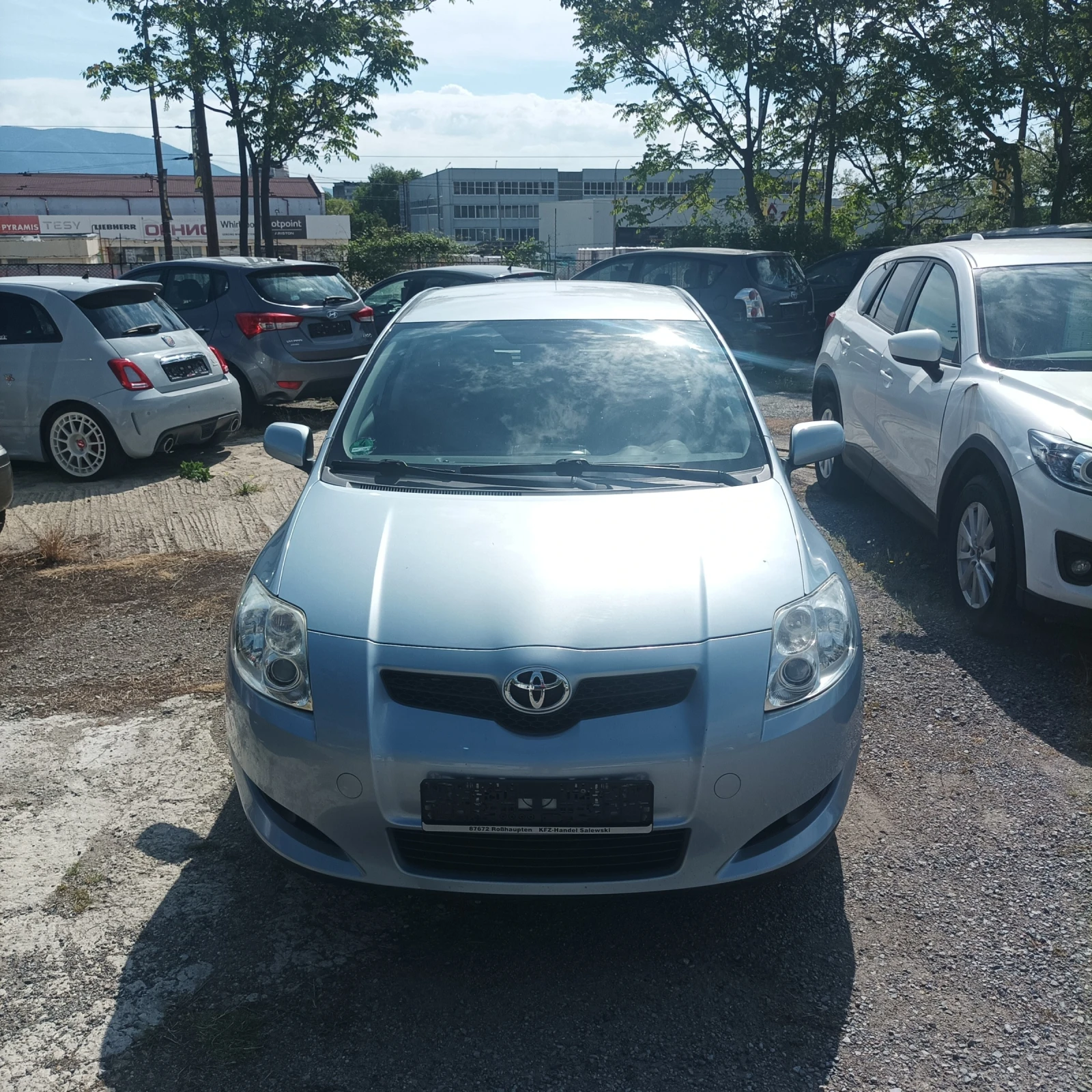 Toyota Auris 1, 6 6ск., снимка 2 - Автомобили и джипове - 54609349