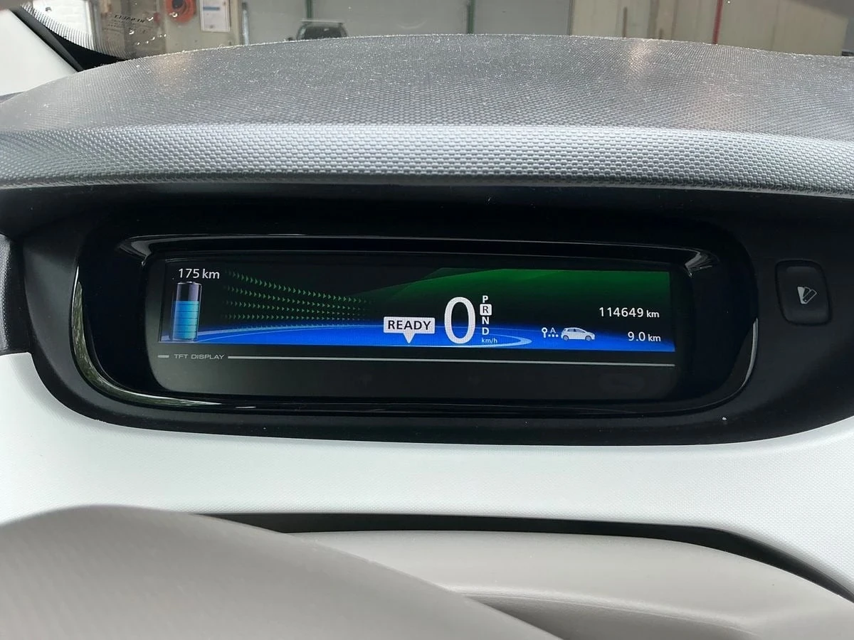 Renault Zoe ZE40 Life 44kWh голямата батерия, снимка 7 - Автомобили и джипове - 54866201