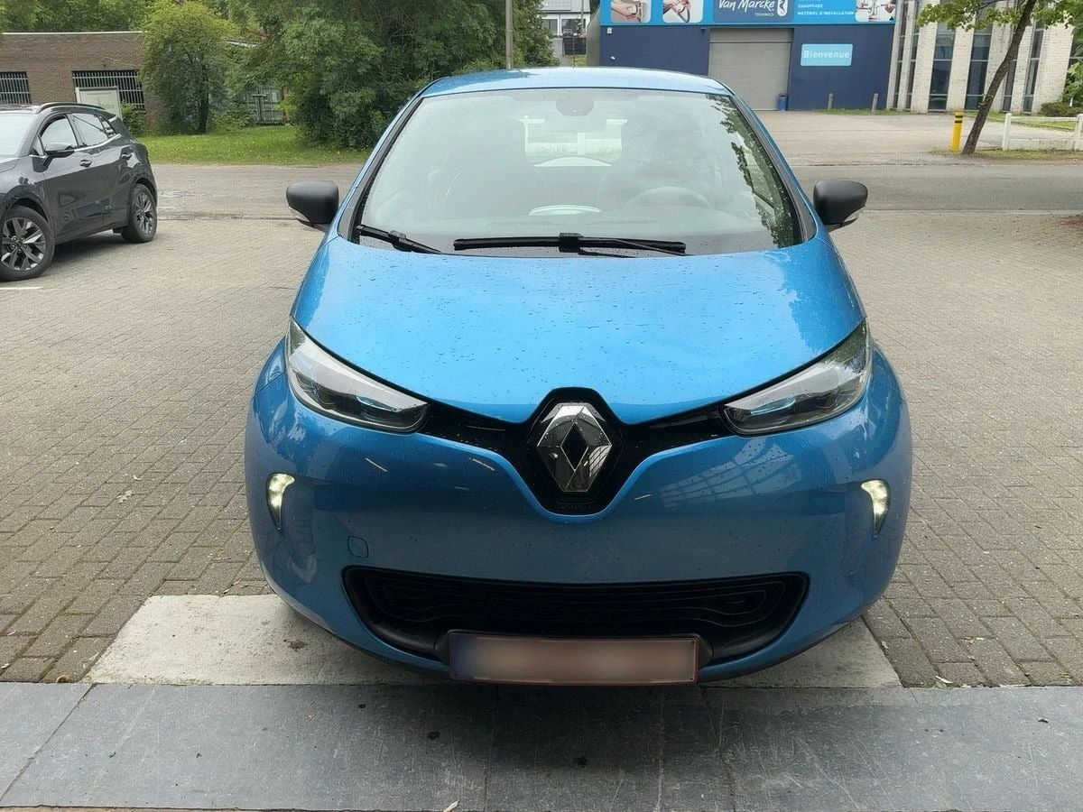 Renault Zoe ZE40 Life 44kWh голямата батерия