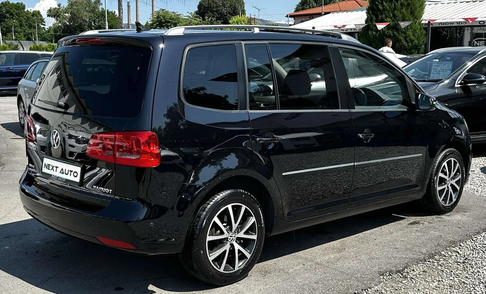 VW Touran 2.0TDI 170HP 6+ 1 DSG PANO CAMERA EURO5B, снимка 5 - Автомобили и джипове - 55205905
