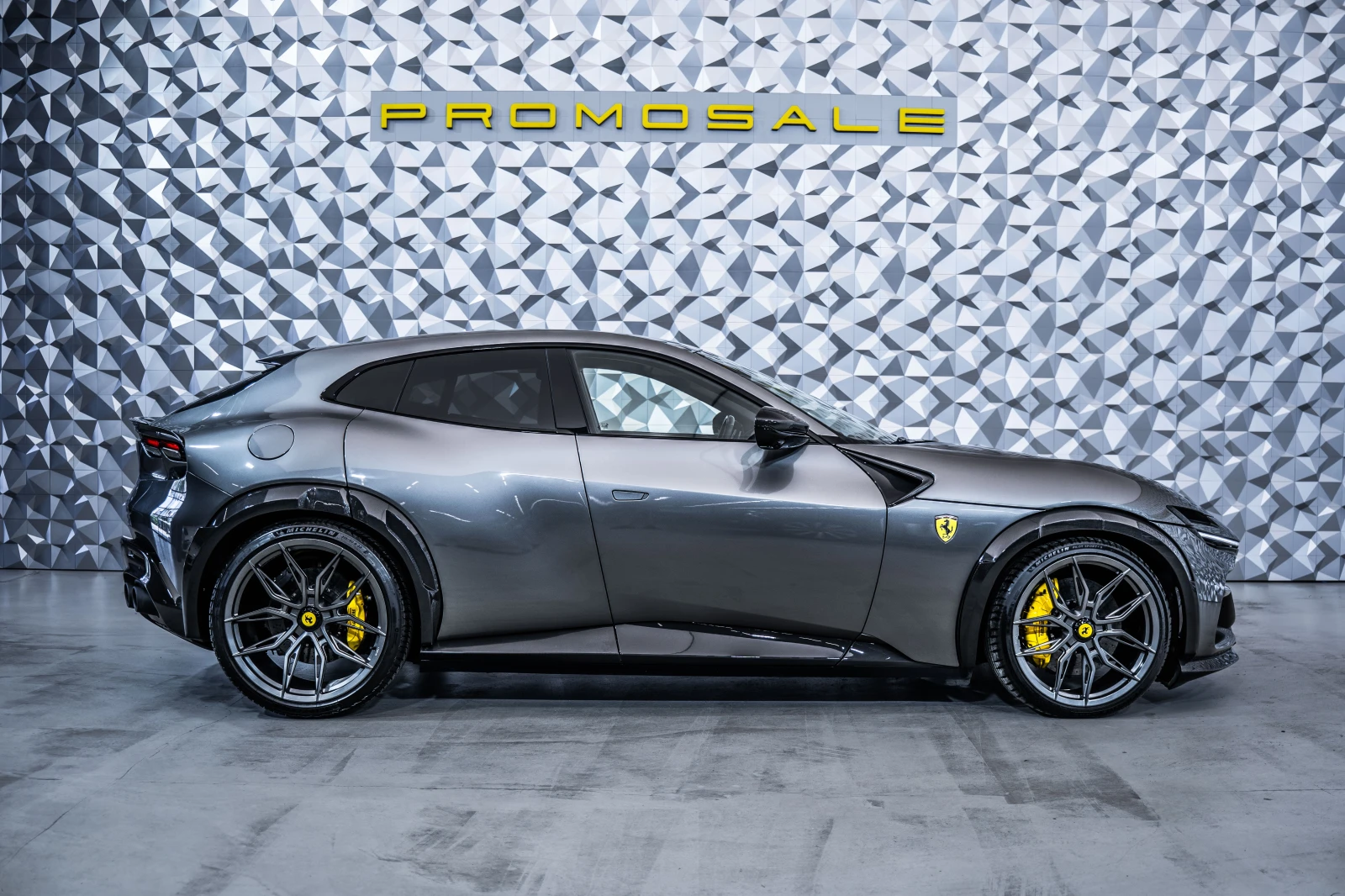 Ferrari Purosangue NOVITEC Esteso* Carbon, снимка 6 - Автомобили и джипове - 55395889