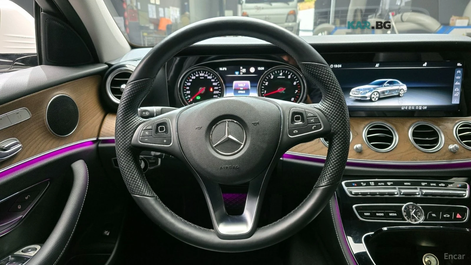 Mercedes-Benz E 300 4MATIC EXCLUSIVE STANDARD* АВТОКРЕДИТ, снимка 12 - Автомобили и джипове - 55724209