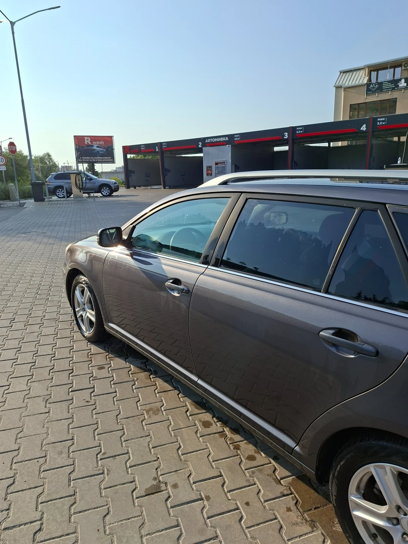 Toyota Avensis, снимка 5 - Автомобили и джипове - 55774750