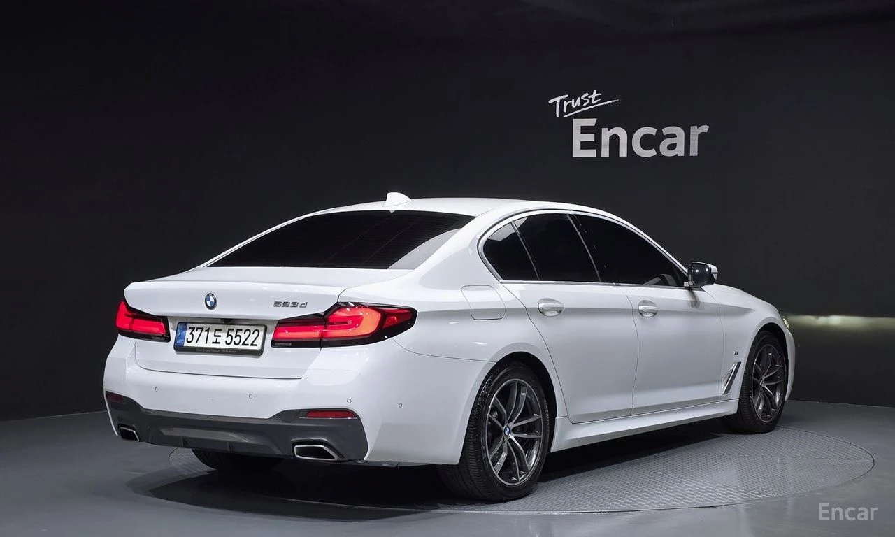 BMW 523 d M| ������| DIST| PANO| HEAD UP| ��������| ����� | Mobile.bg � ����������� 2