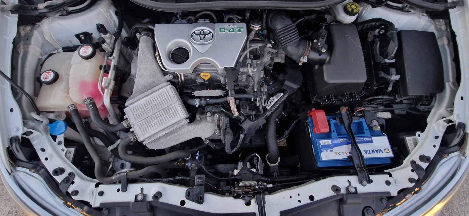 Toyota Auris 1.2 i 116 к.с. EU-6, снимка 5 - Автомобили и джипове - 55971531