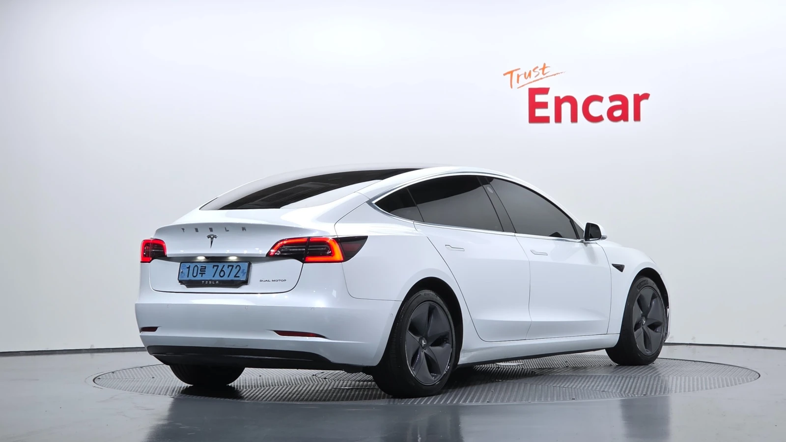 Tesla Model 3 Long Range AWD, снимка 2 - Автомобили и джипове - 56163333