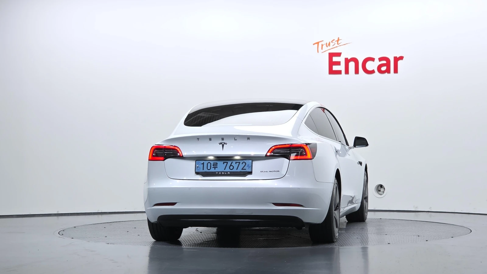 Tesla Model 3 Long Range AWD, снимка 4 - Автомобили и джипове - 56163333