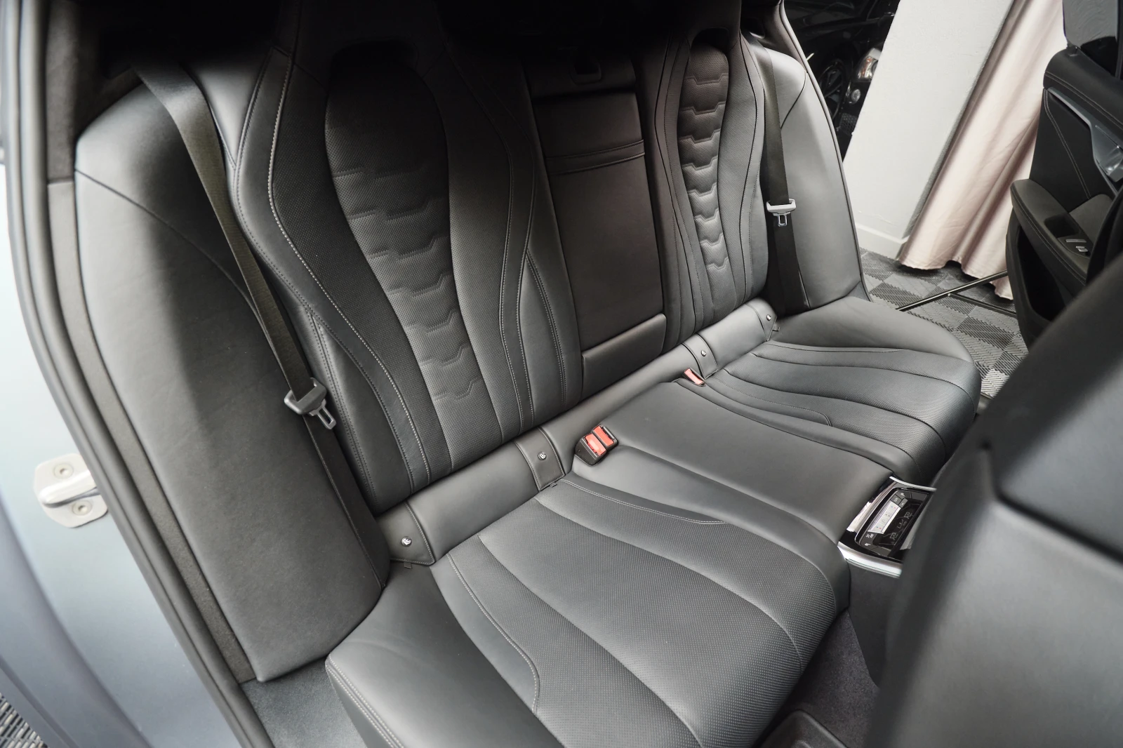 BMW 850 Grand Coupe //M, снимка 13 - Автомобили и джипове - 56367666