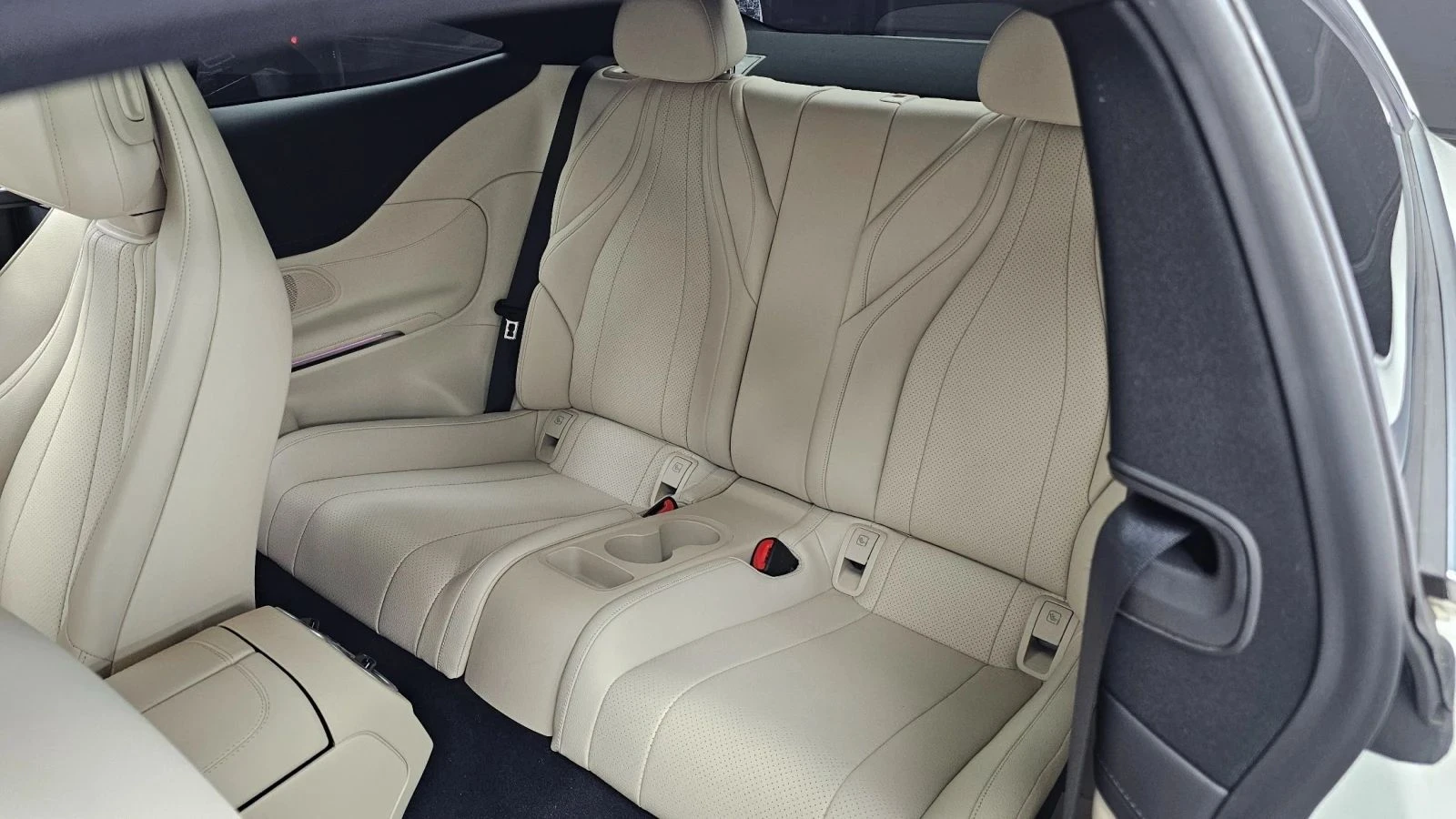 Mercedes-Benz CLE 200, снимка 10 - Автомобили и джипове - 56738427