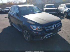  Mercedes-Benz GLC 30...