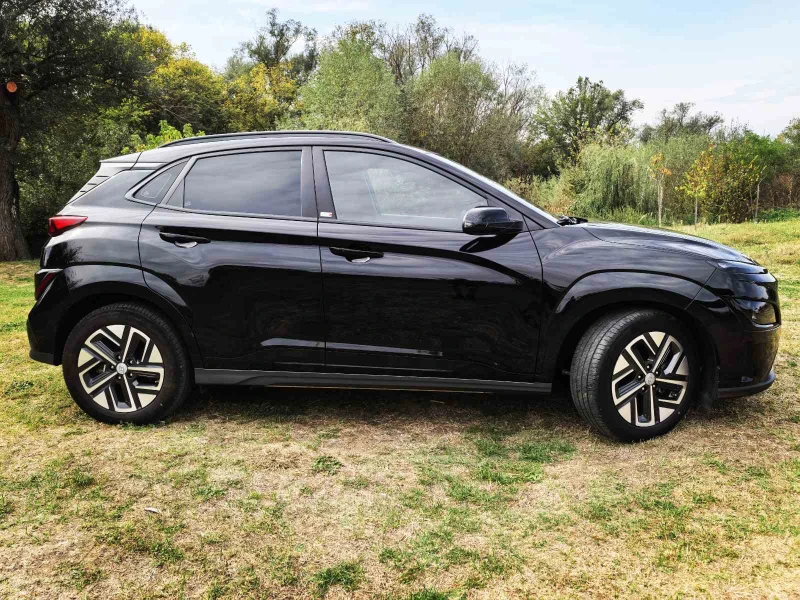 Hyundai Kona, снимка 3 - Автомобили и джипове - 47472475