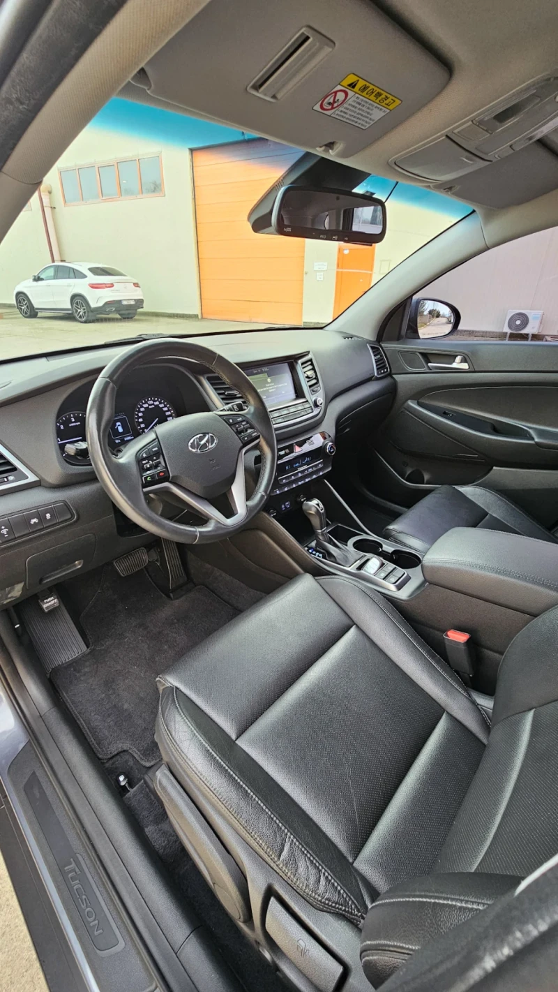 Hyundai Tucson, снимка 9 - Автомобили и джипове - 52869336