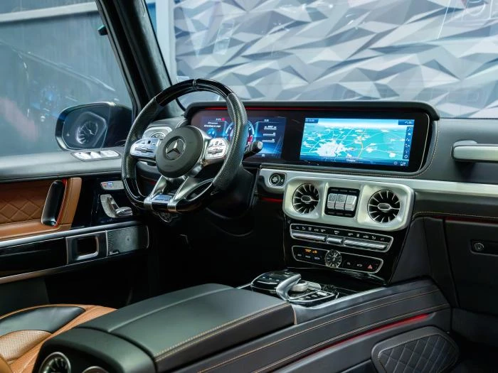 Mercedes-Benz G 63 AMG Keyless * 3XTV* BURM* PANO* 360* HUD* ОБДУХВ* , снимка 6 - Автомобили и джипове - 55141802