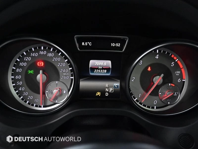 Mercedes-Benz GLA GLA200 d| 136к.с., снимка 8 - Автомобили и джипове - 56126878