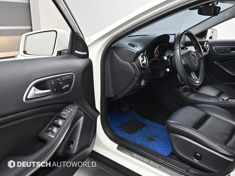 Mercedes-Benz GLA GLA200 d| 136к.с., снимка 11 - Автомобили и джипове - 56126878