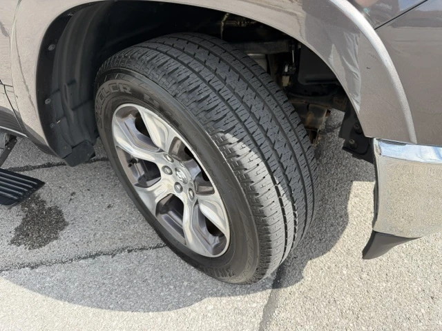 Dodge RAM 1500 Laramie, АВТОКРЕДИТ, снимка 7 - Автомобили и джипове - 56173006