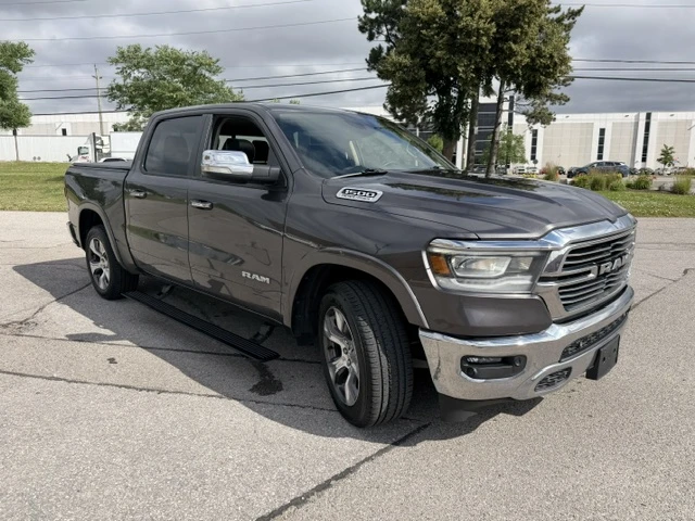 Dodge RAM 1500 Laramie, АВТОКРЕДИТ, снимка 2 - Автомобили и джипове - 56173006